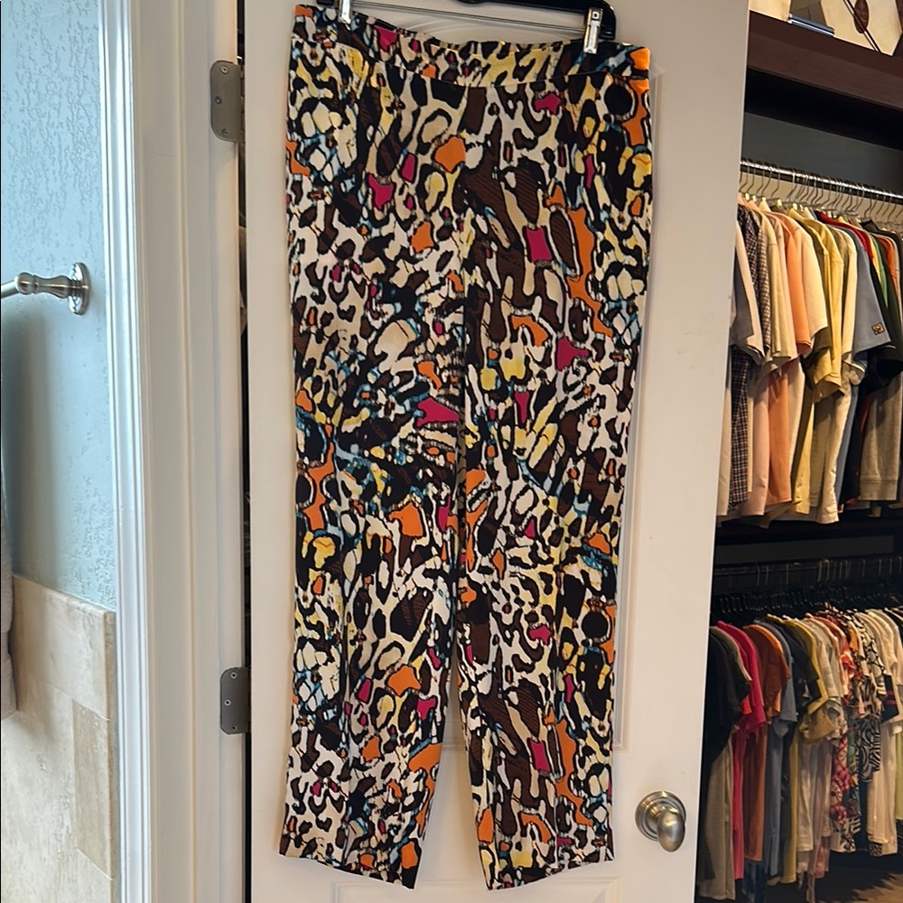CHICOS Colorful Abstract Print Pants - Picture 8 of 8